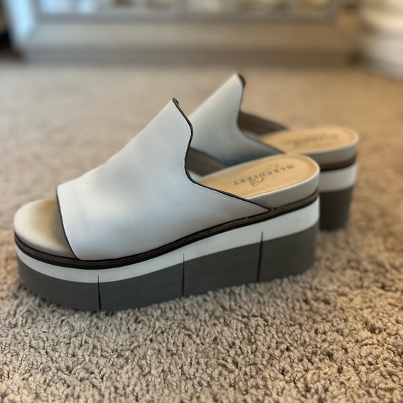 Naked Feet Flow Platform Sandal - Picture 2 of 3